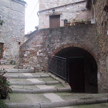 Locanda La Pieve Semproniano Екстер'єр фото
