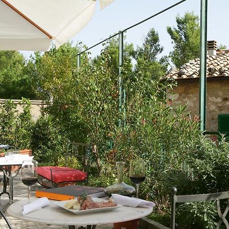 Locanda La Pieve Semproniano Екстер'єр фото