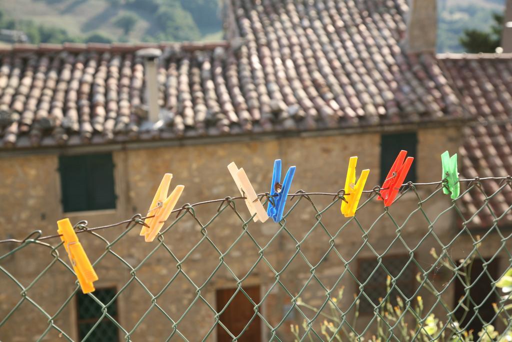 Locanda La Pieve Semproniano Екстер'єр фото