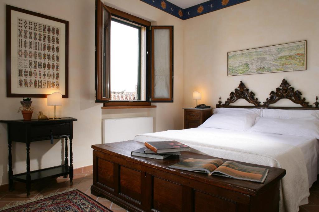 Locanda La Pieve Semproniano Екстер'єр фото